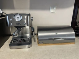 Кофеварка рожковая Delonghi Linea Classic EM450.M фото от покупателей 8