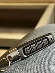 Пульт дистанційного керування програмований, 433Mhz, 4 кнопки, black фото від покупців 2