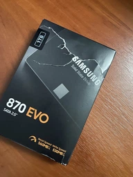 Накопичувач SSD 4TB Samsung 870 EVO 2.5" SATAIII MLC (MZ-77E4T0B/EU) фото від покупців 1