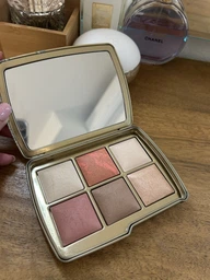 Лимитированная палетка Кінь Hourglass ambient Deer lighting edit Horse palete 2025