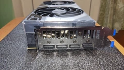 Відеокарта GeForce RTX 5070, ASUS, DUAL OC, 12Gb GDDR7, 192-bit, HDMI/3xDP, 2572/28000 MHz, 16-pin (DUAL-RTX5070-O12G) фото від покупців 7