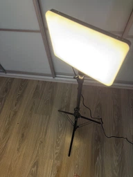 Лампа-прожектор светодиодная LED для фото и видео съемки с пультом и штативом, прямоугольное студийное освещение 2700–6500K Ra95+, лампа для блоггеров, визажистов, TikTok и YouTube Черная PL-260T фото от покупателей 4