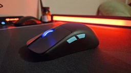 Ігрова бездротова миша Asus ROG Harpe Ace Aim Lab Edition оптична RGB акумуляторна White 90MP02W0-BMUA10 фото від покупців 5