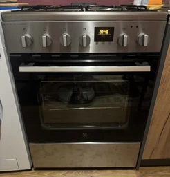 Плита комбинированная Electrolux LKM660222X фото от покупателей 4