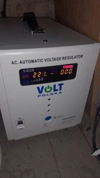 Стабилизатор сетевого напряжения Volt Polska AVR 5000VA 5AVR5000SE 5000 Вт