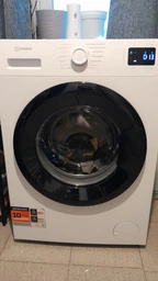 Стиральная машина Indesit фронтальная, 6кг, 1200, A+++, 44.6см, дисплей, пар, инвертор, люк черный, белый фото от покупателей 13