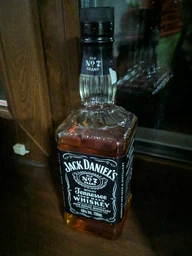 Теннесси Виски Jack Daniel's Old No.7 1 л 40% (5099873045367_5099873090442_082184090442M_3099873045369) фото от покупателей 11