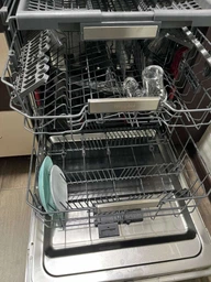 Посудомийна машина WHIRLPOOL WIO3T133PLE