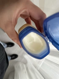Косметический вазелин для кожи Vaseline Увлажняющий с Какао-маслом 100 мл (8710447485323)