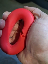 Кистьовий еспандер кільце EasyFit Ring 27 кг червоний (силіконовий еспандер-кільце для рук, бублик тренажер для передпліччя та кисті рук) YL-1840-27K фото від покупців 2