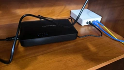 MARSRIVA - Джерело безперебійного живлення MARSRIVA Mini UPS KP1 Plus 16000 mAh фото от покупателей 14