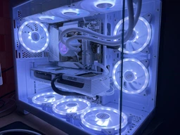 Видеокарта Asus Nvidia GeForce RTX 5070 PRIME OC WHITE 12GB GDDR7 (PRIME-RTX5070-O12G-WHITE) фото от покупателей 11