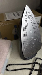Праска з парою Electrolux E7SI2-6OG фото від покупців 3