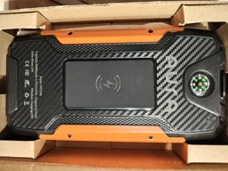 УМБ AURA NRG-30SE ARM SOLAR 30000 mAh Wireless charging Green фото от покупателей 5