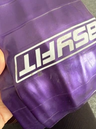 М'яч для фітнесу EasyFit 85 см фіолетовий (фітбол, гімнастичний м'яч для вагітних) EF85V фото від покупців 1