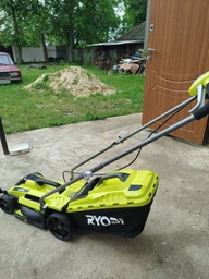 Электрическая газонокосилка Ryobi RLM13E33S фото от покупателей 1