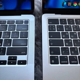 Ноутбук Apple MacBook Air 13.6" M2 16/256GB 2024 (MC7V4UA/A) Silver фото от покупателей 5