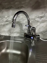 Электрический водонагреватель кран RZTK AquaTherm 3000 фото от покупателей 16