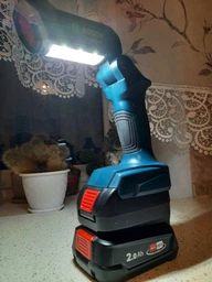 Фонарь аккумуляторный Bosch GLI 18V-300 Professional (Без АКБ и ЗУ) (06014A1100) фото от покупателей 2