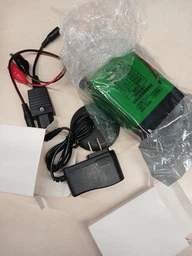 Аккумуляторная батарея QiSuo литиевая 6V 6A с элементами Li-ion 18650 + зарядное устройство 8.4V 1A + крокодилы (QS-606CH)