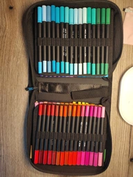 Набір акварельних маркерів двосторонні, 100 шт Brush Pens фломастери на водній основі в кейсі фото від покупців 3