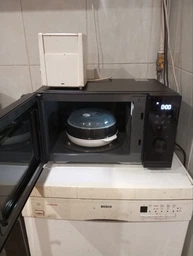 Микроволновая печь Electrolux EMZ729EMK, 29л, электр. управл., 900Вт, гриль, дисплей, инвертор, черный