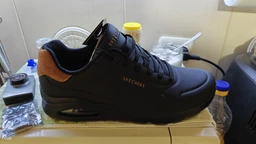 Мужские кроссовки Skechers 42 Чёрный 183004 B