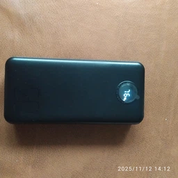 Универсальная мобильная батарея УМБ XO PR239 20000mAh PD20W + QC22.5W Black (081s) фото від покупців 4