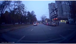 Видеорегистратор автомобильный Axacam Q3 Full HD 1080p с картой памяти 64 ГБ G-сенсор ночная съёмка широкий угол 130° компактный DVR камера для авто циклическая запись с креплением универсальный надёжный регистратор для водителей и путешествий фото от покупателей 2