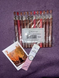 Набор матовых карандашей для губ помада-карандаш Flormar Matte Color Lipstick карандаши для макияжа нюдовые оттенки с точилкой подарочный набор профессиональный косметические карандашики деревянные с точилкой с кремовой текстурой контур губам 12 шт фото от покупателей 2