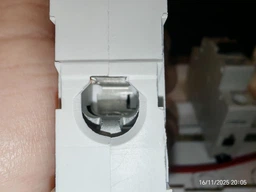 Автоматичний вимикач Schneider RESI9 R9F12140 1Р 40 A 6кА C фото від покупців 3