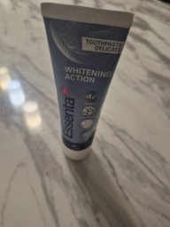 Зубная паста Essenta Pro Whitening Action 75 мл (8031447500060) фото от покупателей 1