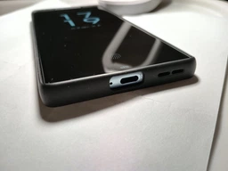 Кожаный чехол - накладка CODE Tactile Experience для Motorola Edge 50 Fusion Peppermint