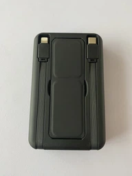 УМБ Павербанк 10000 mAh PD 22.5W Міні, Villini бездротова магнітна зарядка 15W Magsafe, швидка зарядка 3.0 PD, для айфона, телефона, роутера, вбудовані кабелі Lightning, Type-C , V-0017 фото від покупців 16