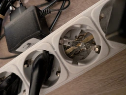 Фильтр питания Gembird Power Cube 6 розеток 4,5м (SPG6-G-15G) серый