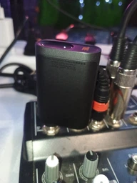 Цифровые беспроводные микрофоны JBL PartyBox Wireless Mic (JBLPBWIRELESSMIC) фото от покупателей 1