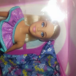 Набор Barbie "Стильные наряды" (HYT61) фото от покупателей 2