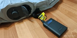 Надувная кровать-матрас Intex 64157 со встроенным насосом 99х191х36 см Голубая