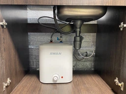 Бойлер Swan SSB-06w1 прямоугольный 6л с сухим ТЭНом 2кВт фото от покупателей 7