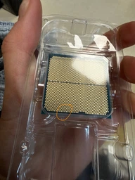 Процесор AMD Ryzen 7 9800X3D (100-000001084) (Socket AM5, 16T, 5.2 ГГц, Tray) фото від покупців 4