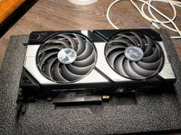 Відеокарта GeForce RTX 5070, ASUS, DUAL OC, 12Gb GDDR7, 192-bit, HDMI/3xDP, 2572/28000 MHz, 16-pin (DUAL-RTX5070-O12G) фото від покупців 1