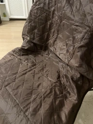 Двухсторонняя накидка чехол на кресло защитное стеганое покрывало Couch Coat