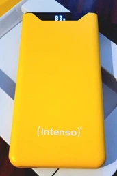 УМБ Intenso F10000 10000 mAh 18 W Yellow (7332039) фото от покупателей 16