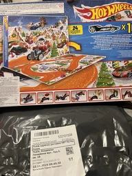 Ігровий набір Вражаючі трюки у шиномонтажі Hot Wheels (HDP02) фото от покупателей 1