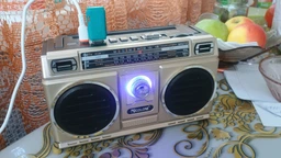 Портативный радиоприемник AM/FM/SW и MP3 работа от сети и аккумулятора с USB, SD, MICRO SD ретро радио колонка серый фото от покупателей 7