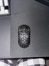 Ігрова Мишка ATTACK SHARK R5 ULTRA White Карбоновий Корпус Бездротова Трирежимна 2.4G/Bluetooth/Кабель, 8000Hz, PAW3950MAX, 42000 DPI, 39 грам Ультралегка фото від покупців 15