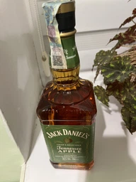 Ликер Jack Daniel`s Tennessee Apple 0.7 л 35% (5099873017623) фото от покупателей 1