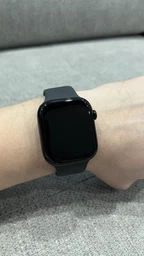 Смарт-годинник Apple Watch Series 10 GPS 42mm Jet Black Aluminium Case with Black Sport Band - S/M (MWWE3QH/A) фото від покупців 4