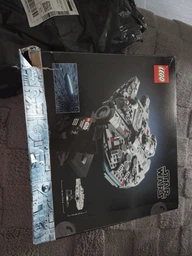Конструктор LEGO Star Wars Тысячелетний сокол 921 деталь (75375)