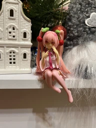 Фигурка аниме Сакура Мику (Sakura Hatsune Miku) 12 см, коллекционная статуэтка в розовом образе с вишнями